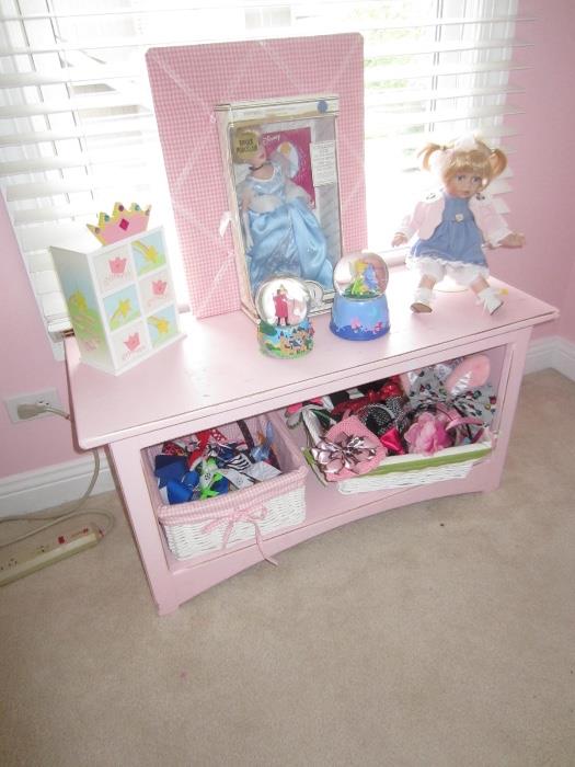 dolls, pink cabinet