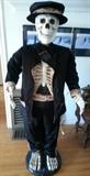 skelton 6 ft tall