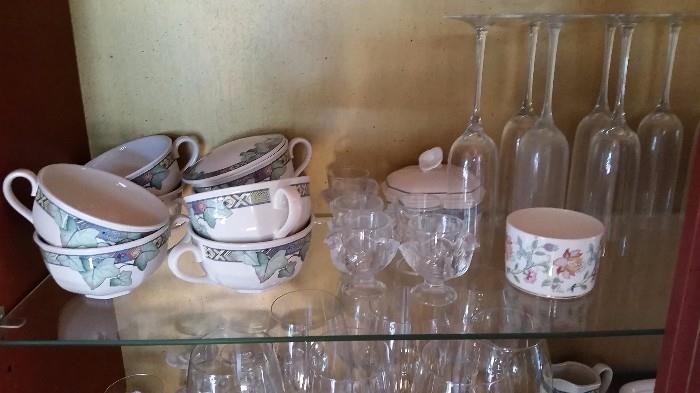 Villeroy & Boch and champagne flutes