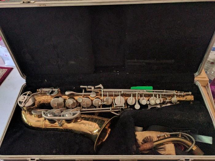 Classic Bundy saxophone, with carrying case.