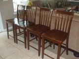 4 bar stools
