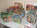 vintage metal lunch boxes