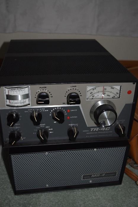 R.L Drake Co- Sideband Transceiver TR 4C (top component) Model MS-4 Speaker (bottom component) 