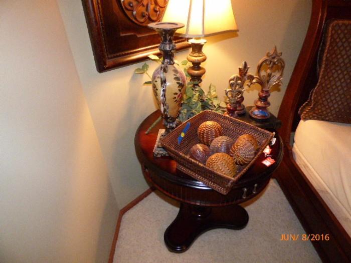 End table and home decor