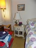 Pair of nightstands 125 set