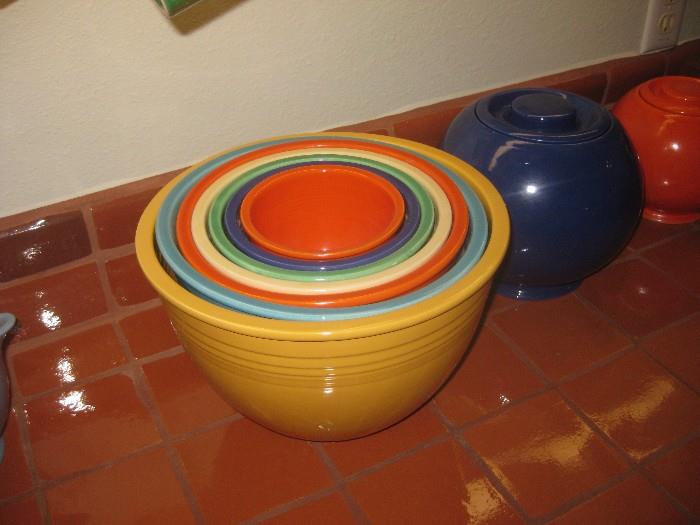 Fiesta nesting bowl set