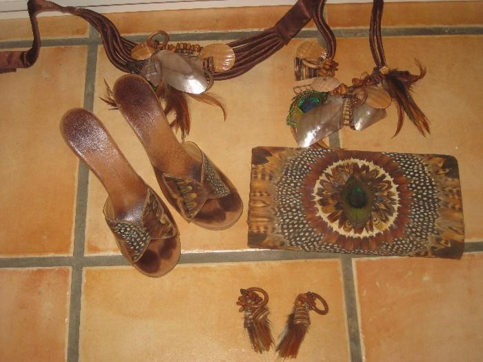 Ladies feathered handbag, shoes, jewelry set