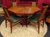 1950's FOSTER MCDAVID OCTAGONAL DINING TABLE WITH 4 CHAIRS