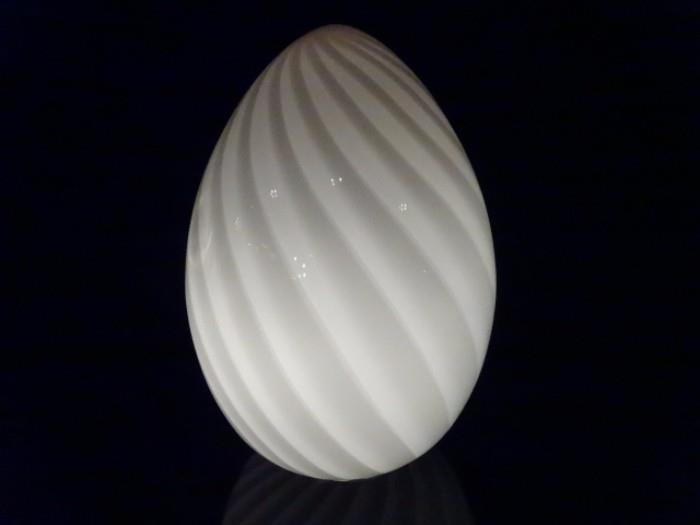 LARGE 1970's MURANO ART GLASS EGG LAMP