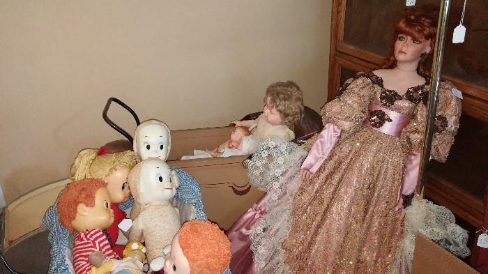 Very large doll collection, featuring antique to modern dolls.