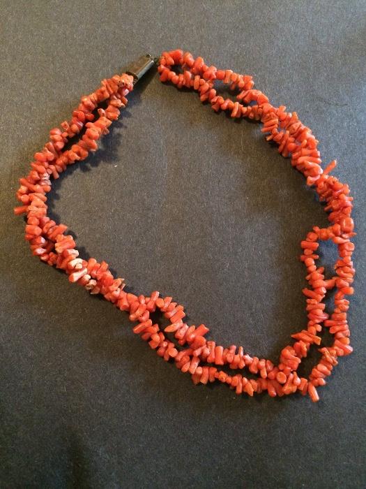 Old Coral Necklace 