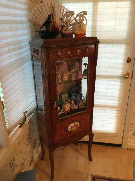 French style vitrine display cabinet