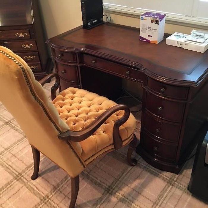 The perfect sized desk for bedroom, office or den by Hooker. One of the many pieces of fine furniture.