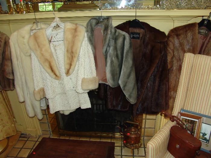 Assortment of vintage mink stoles 