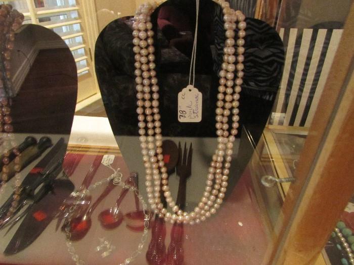 Beautiful natural pink pearls, wonderful color and size.
