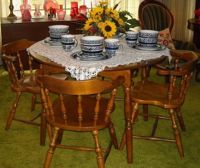 Nice table with four chairs