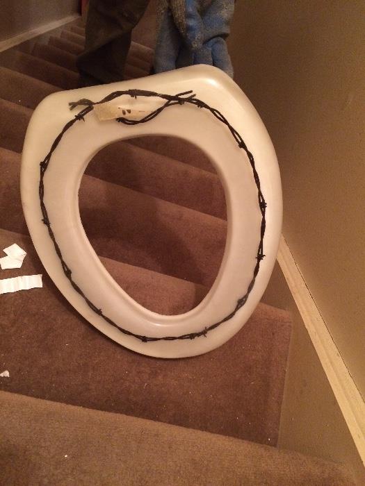 barb wire toilet seat