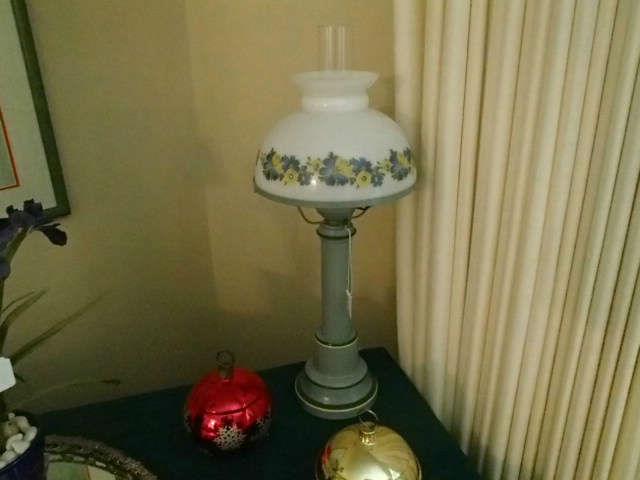 Table lamp (one of a pair)
