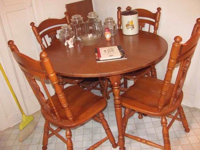 Maple drop leaf table, 4 chairs & a leaf