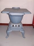 Cast Iron Peninsular Stove