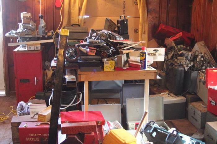 EstateSalesByOlga.com is sending Rooms Full of  Snap-on tools and other items to Auction - 2016