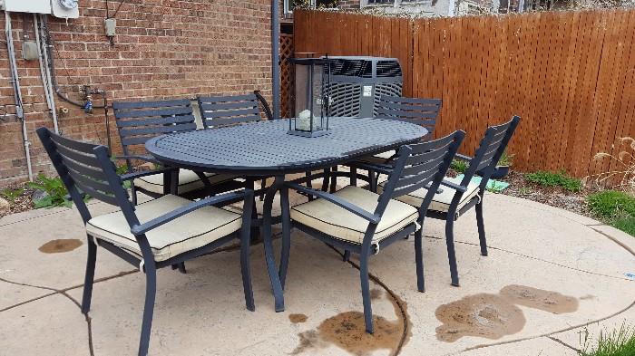 Patio set- all pieces included