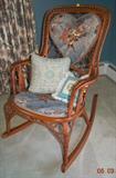 grannies rocker with pillows