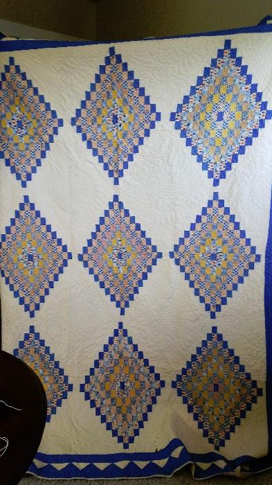 double size hand quilted 1930's quilt -- gorgeous, fabulous condition
