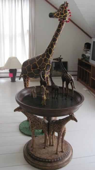 Fantastic carved wooden giraffe table and carved freestanding giraffe