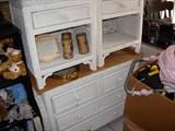 wicker bedroom furniture