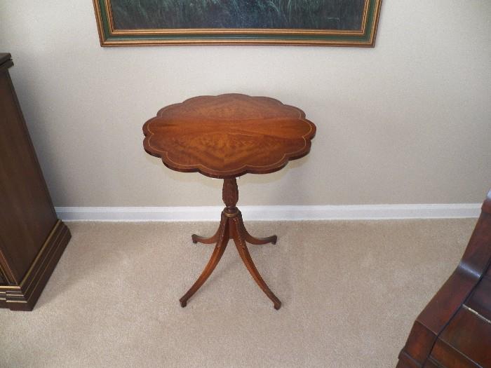 Pie Crust Vintage Pedestal Table