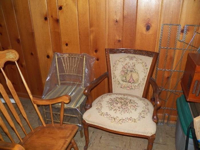 Petti Point Ladies Chair-Antique