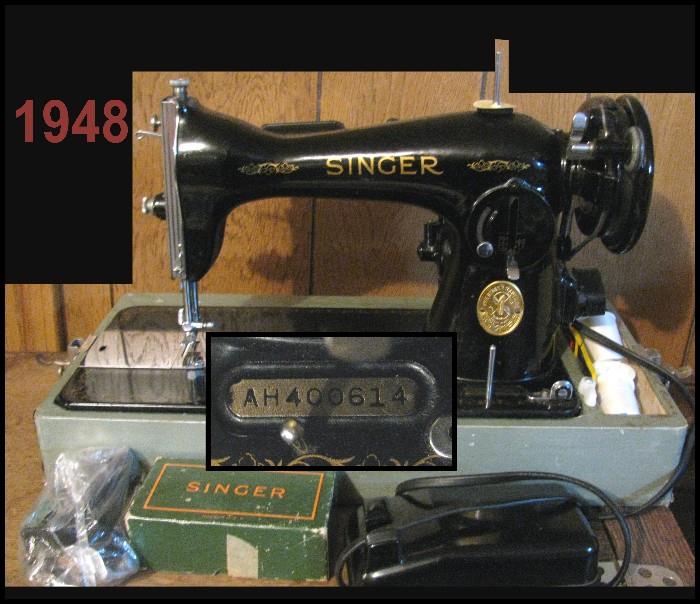 1948 singer sewing machine portable with case. 