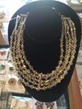 Another vintage jewelry necklace