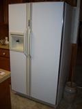 Amana Refrigerator - also with the night light feature on the door