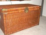 Wicker chest