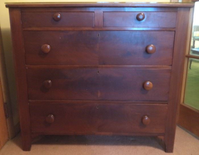 Antique 5 Drawer Dresser/Chest with Glass Top