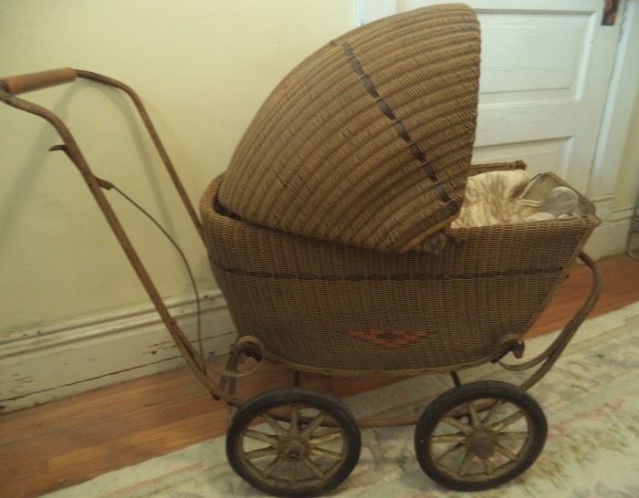 Wicker Baby Carriage/Buggy