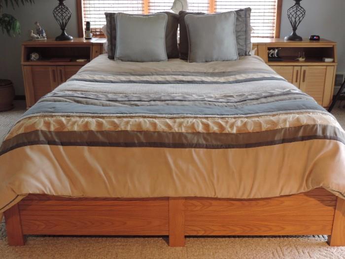 Thomasville Queen Bed