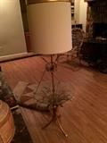 HOLLYWOOD REGENCY LAMP/TABLE