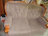 Beautiful like new love seat