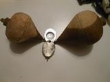 Old magnifier & spin tops