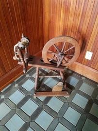 Antique Spinning Wheel from the 1800's - 