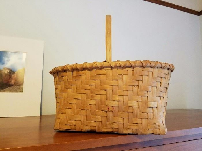 Vintage Primitive Birch Strip Basket - very nice condition