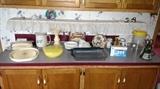 Lots of misc kitchen necessities