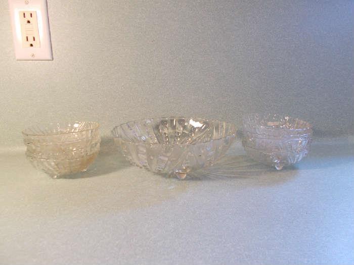 COLUMBIA Depression Glass Bowl (8.5" across) & 8 Dessert Bowls (5") 