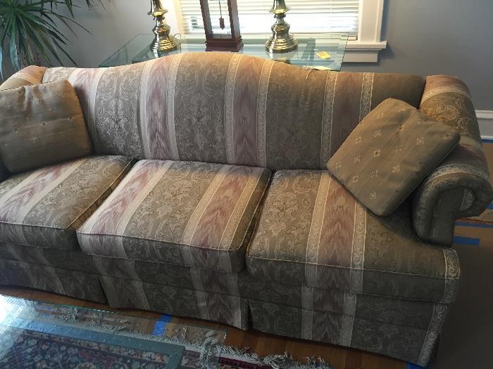 KCMOValentine AreaEast on Valentine Rd.... starts on 5/12/2016