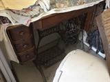ONE OF 2 SEWING MACHINES