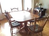 OAK TABLE AND 6 CHAIRS