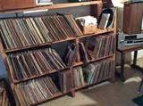 HUNDREDS OF RECORDS 